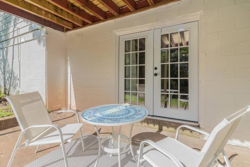 Villa Dual-Family Retreat Sunlit Haven Columbus Exterior foto